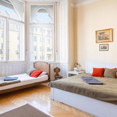Stunning Spacious Art Nouveau Apart , Grand Piano Daire Budapeşte Dış mekan fotoğraf