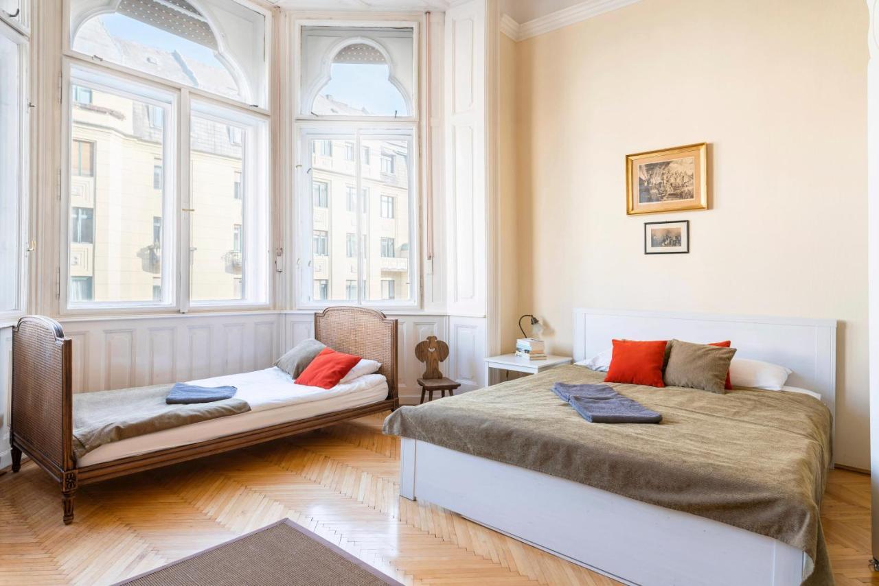 Stunning Spacious Art Nouveau Apart , Grand Piano Daire Budapeşte Dış mekan fotoğraf
