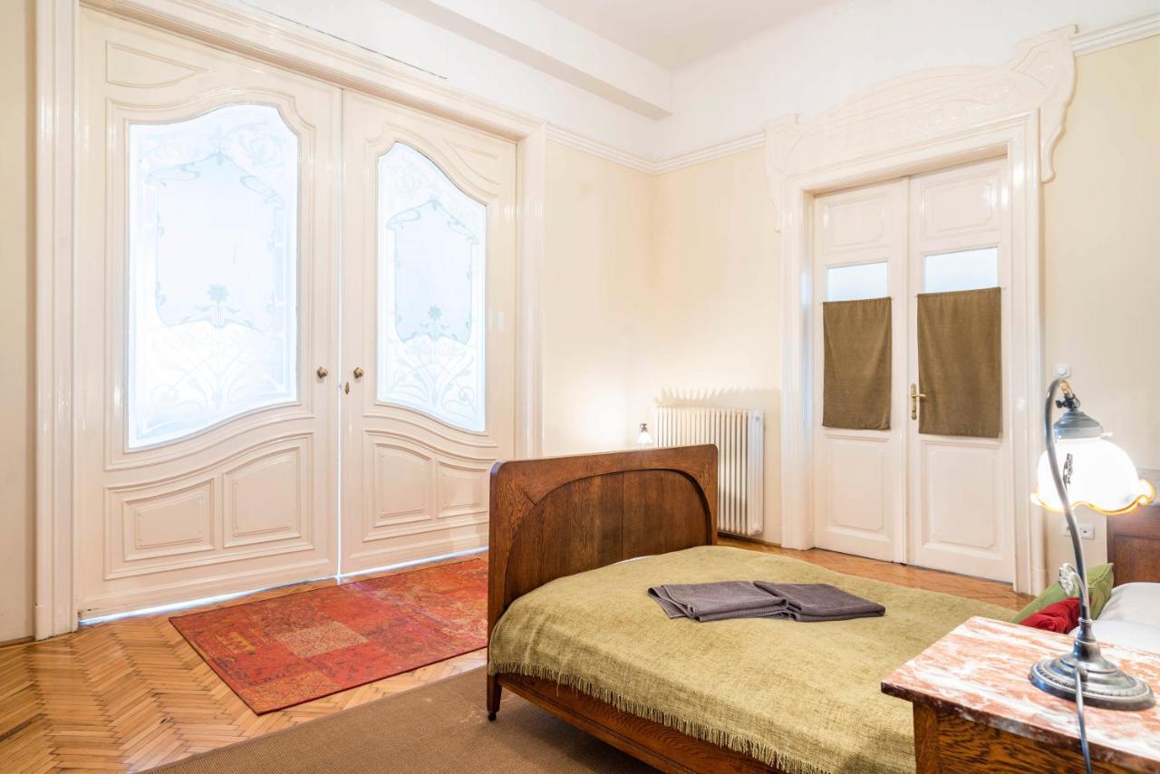 Stunning Spacious Art Nouveau Apart , Grand Piano Daire Budapeşte Dış mekan fotoğraf
